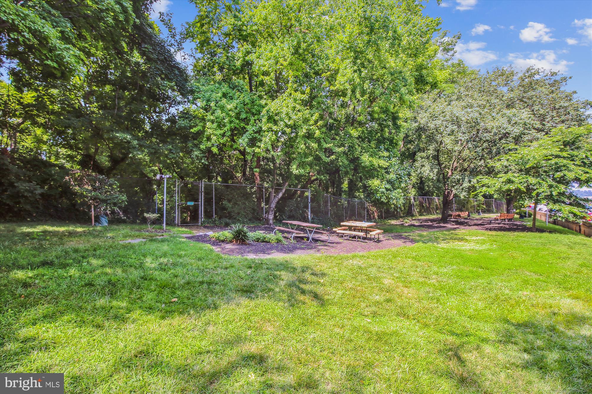 501 Slaters Lane, Unit 806 Alexandria, VA 22314 - Photo 41 of 68