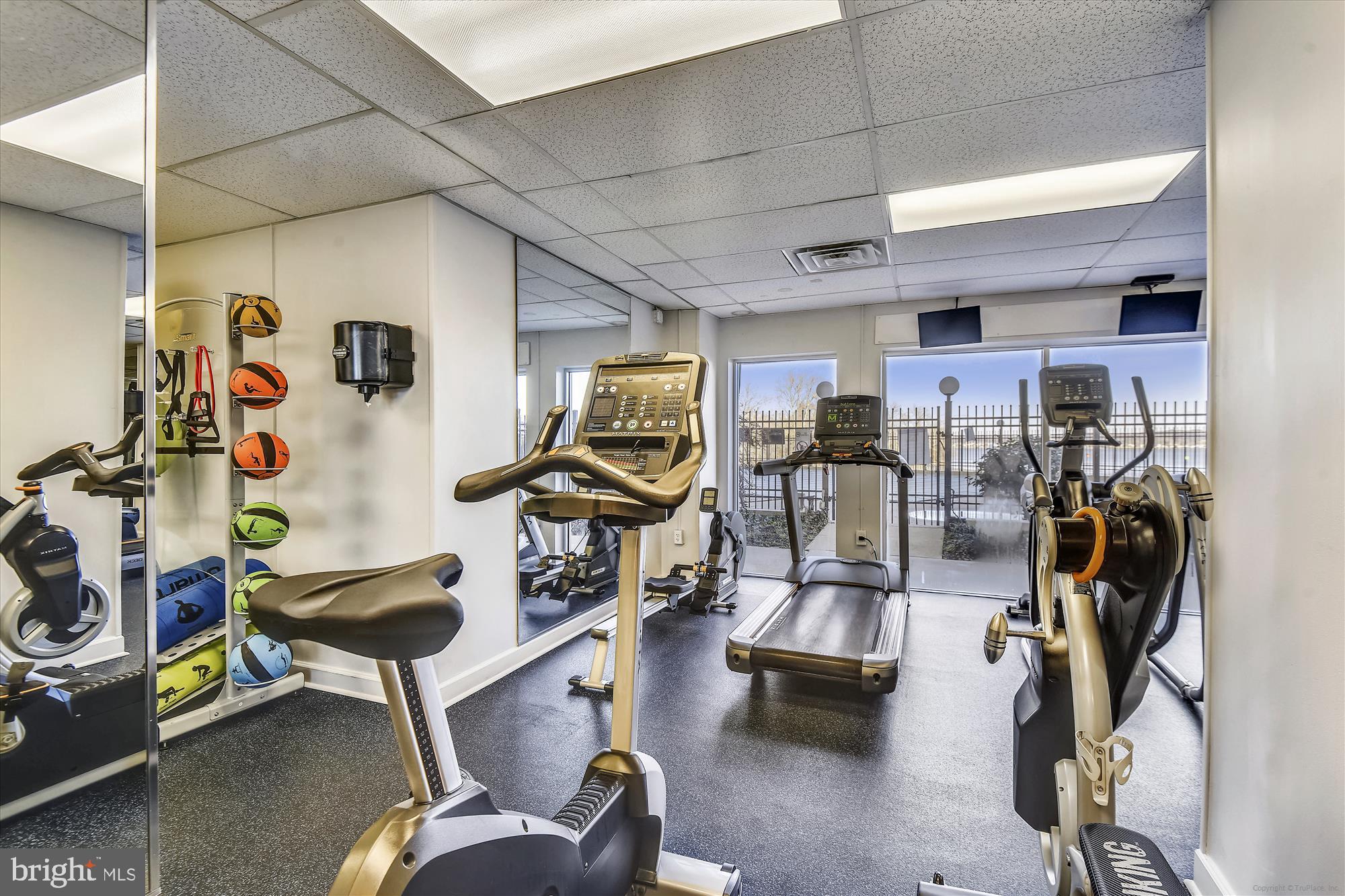 501 Slaters Lane, Unit 806 Alexandria, VA 22314 - Photo 51 of 68