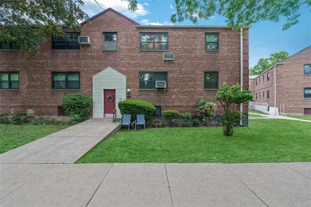 $289,000 | 80-65 Shore Parkway, Unit 254 | Lindenwood