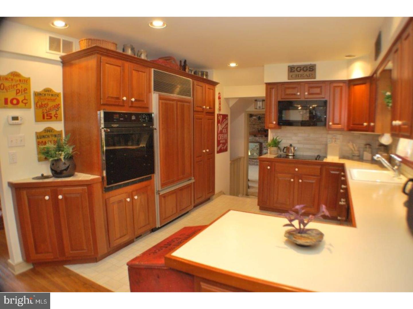 135 Avondale Road Norristown, PA 19403 - Photo 4 of 23 Gallery Image 4