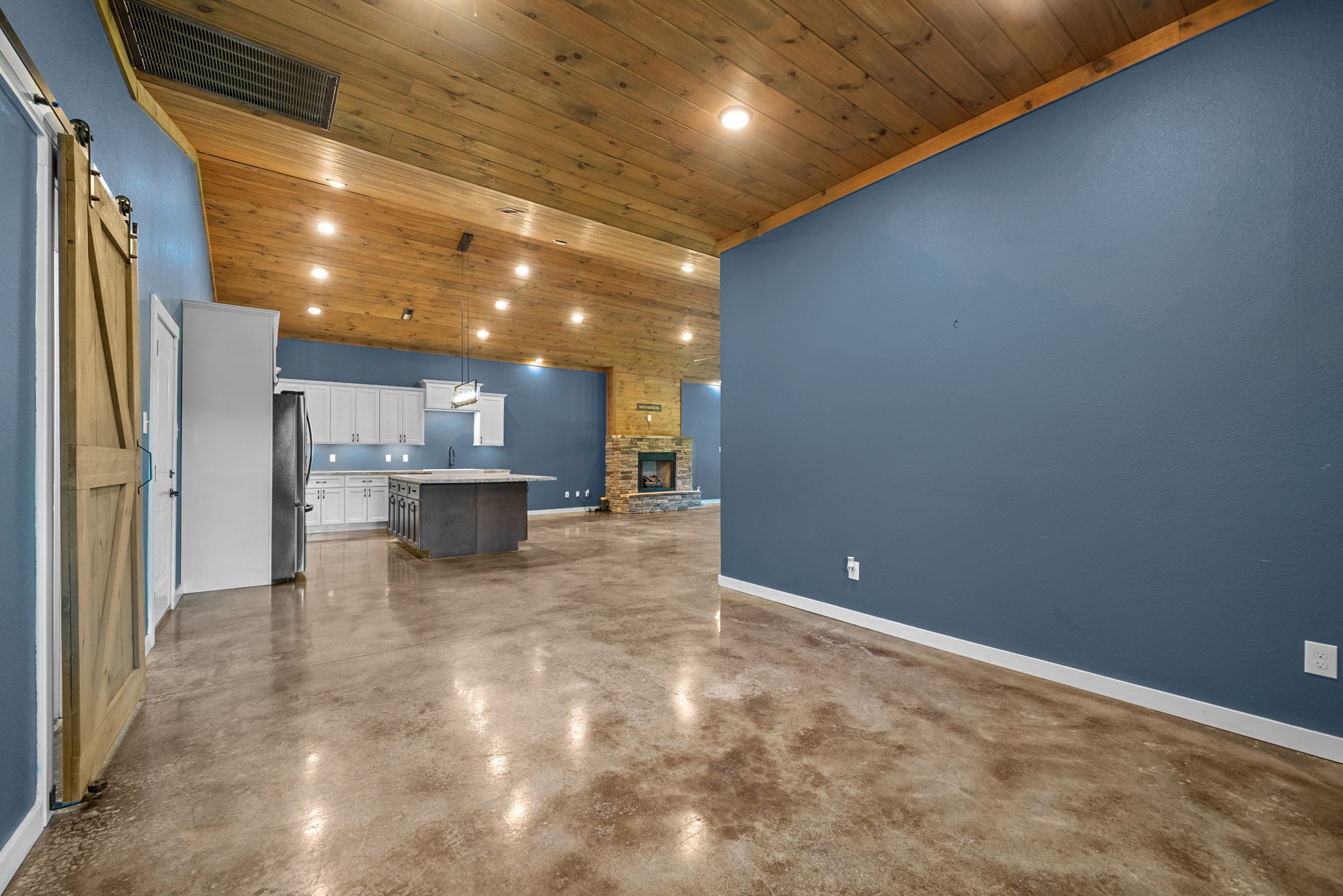 890 Iron Workers Road Clarksville, TN 37043 - Photo 16 of 45
