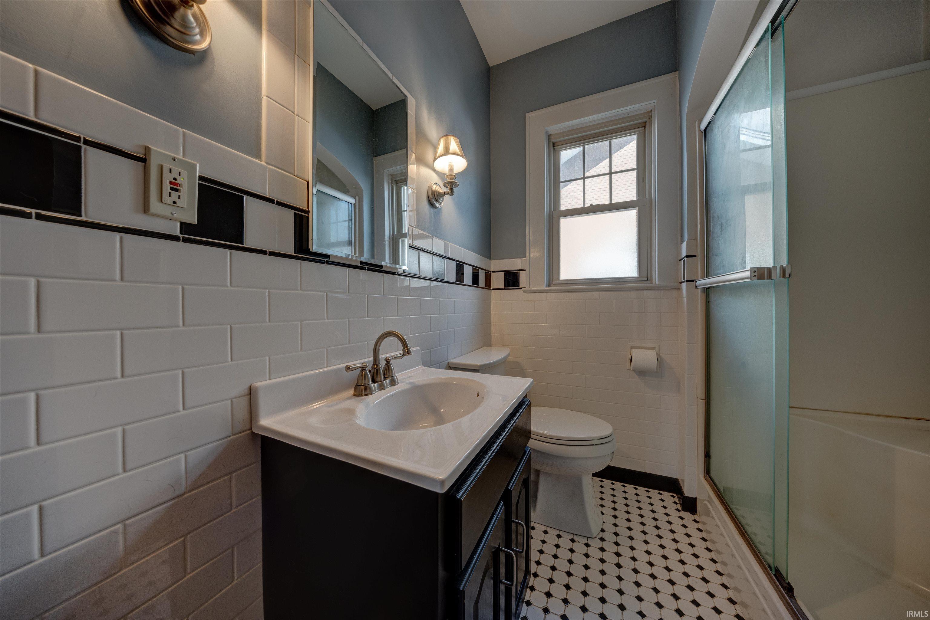 310 East 5th Street Jasper, IN 47546 - Photo 24 of 47