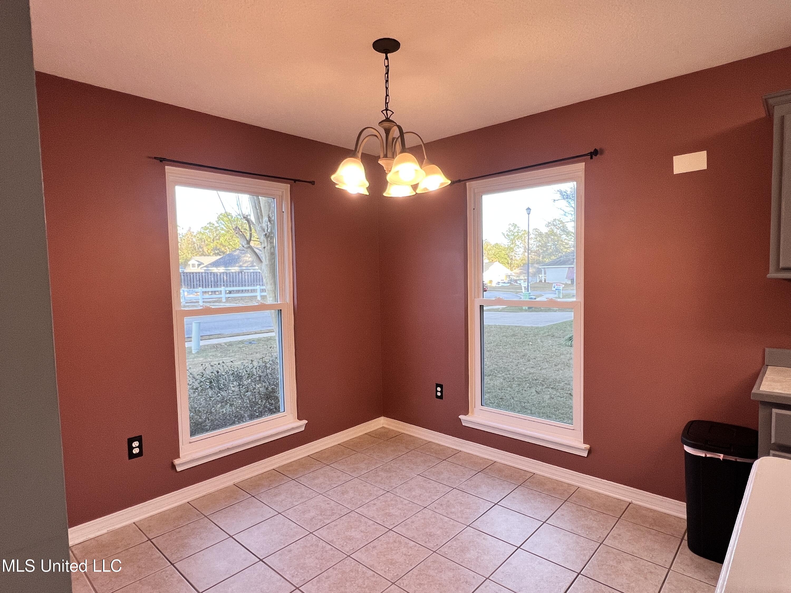 13403 Libby Lane Gulfport, MS 39503 - Photo 4 of 19 IMG_3505