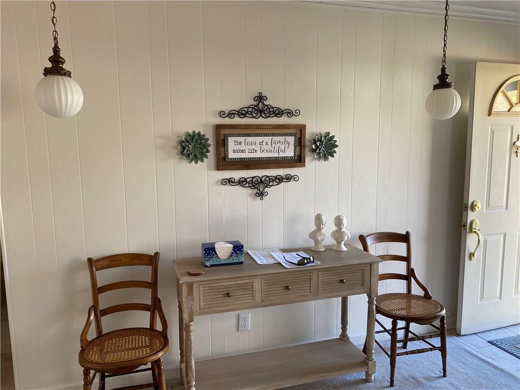 8237 Laughlin Drive Indianapolis, IN 46219 - Photo 2 of 9