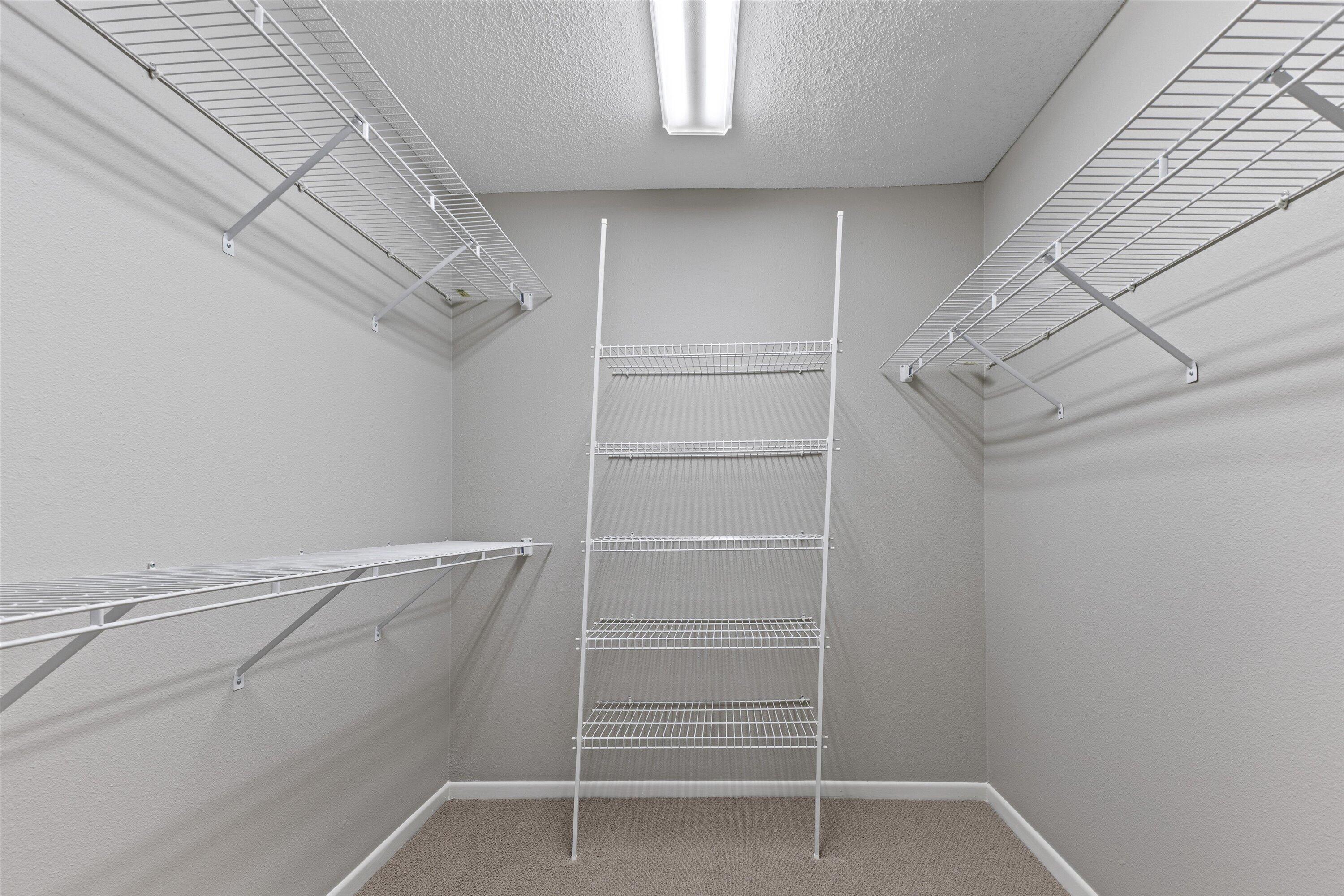 N14-w30046 High Ridge Road Delafield, WI 53072 - Photo 36 of 56 Lower Level Bedroom #3 Walk-In Closet