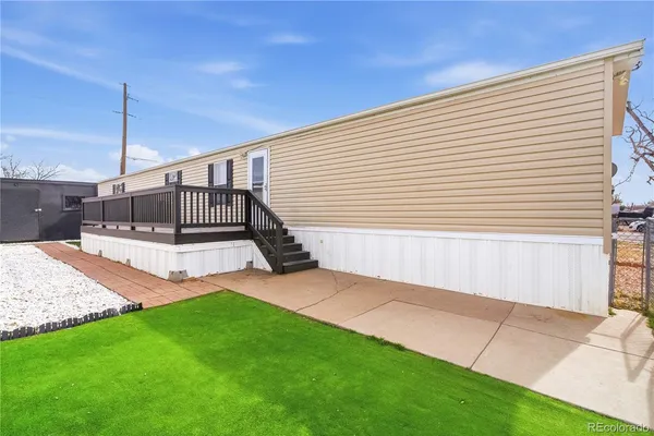 $120,000 | 17553 East 17th Place, Aurora, CO 80011