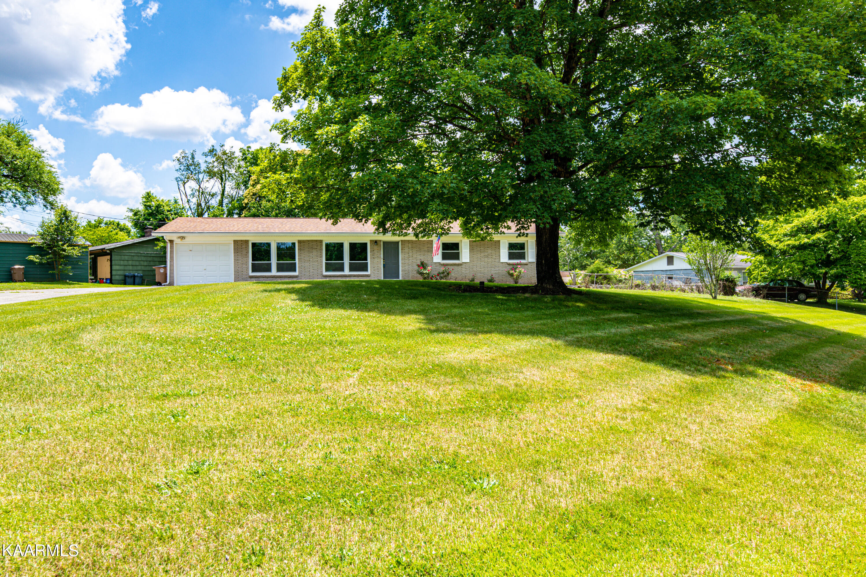 4900 Malta Road Knoxville, TN 37921 - Photo 1 of 33 4900 Malta Road-33