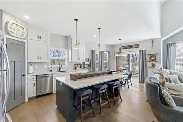 $649,000 | 2101 Petty Road, Kearney, MO 64060