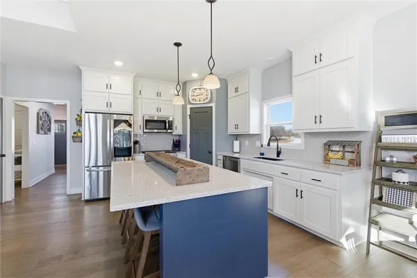 $644,000 | 2101 Petty Road, Kearney, MO 64060