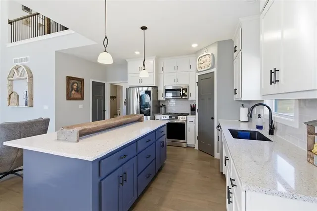 $649,000 | 2101 Petty Road, Kearney, MO 64060