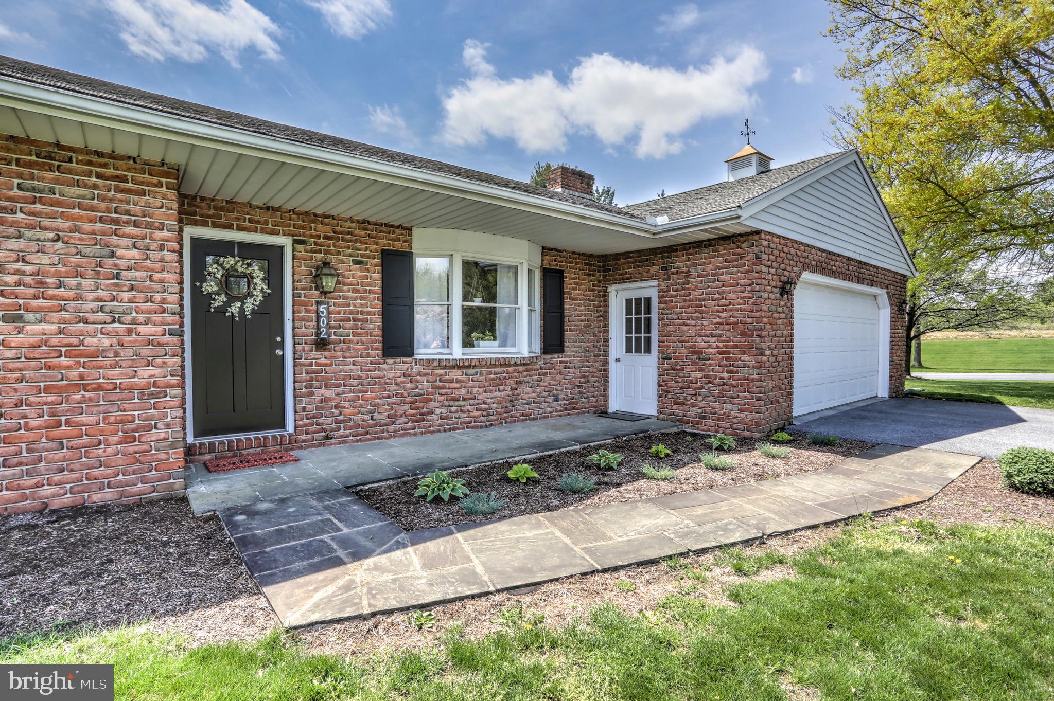 502 Deer Run Road Lititz, PA 17543 - Photo 2 of 38