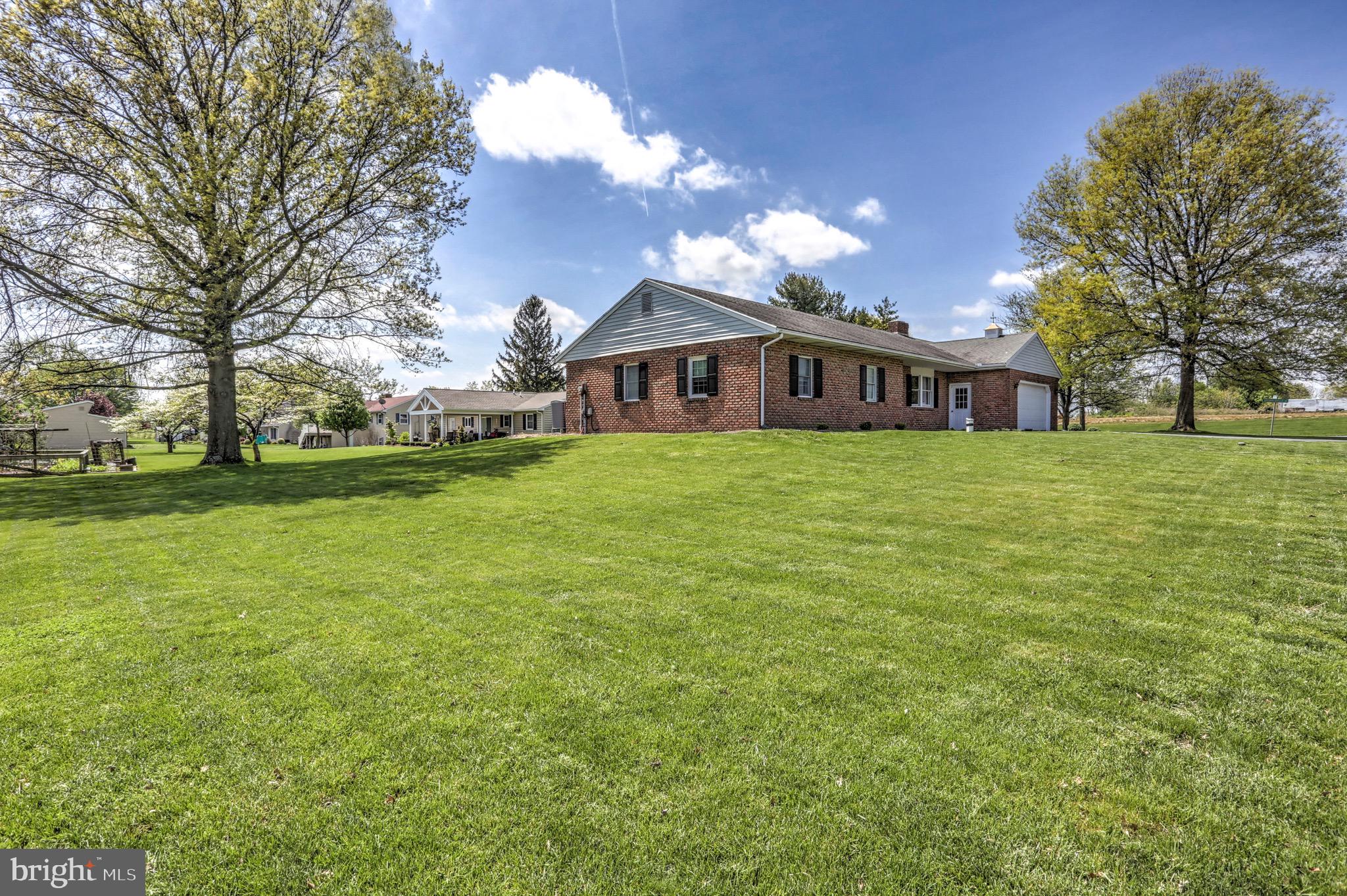 502 Deer Run Road Lititz, PA 17543 - Photo 11 of 38