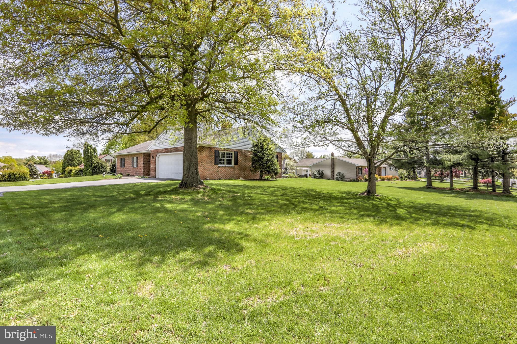 502 Deer Run Road Lititz, PA 17543 - Photo 5 of 38
