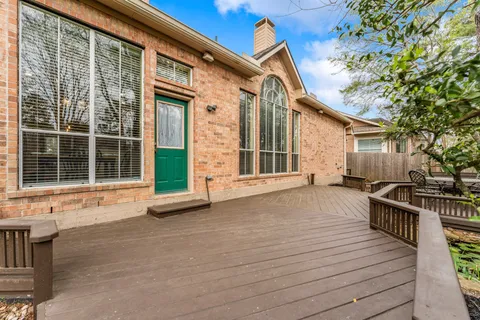 $729,900 | 39 Laurelhurst Circle, The Woodlands, TX 77382