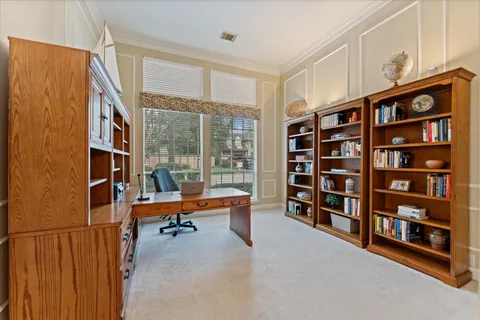 $729,900 | 39 Laurelhurst Circle, The Woodlands, TX 77382