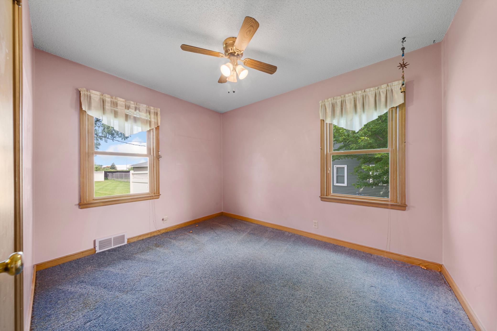 142 22nd Avenue Southwest Faribault, MN 55021 - Photo 21 of 31