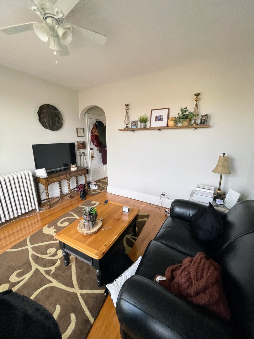 1111 West Grace Street, Unit 3R Chicago, IL 60613 - Photo 11 of 14