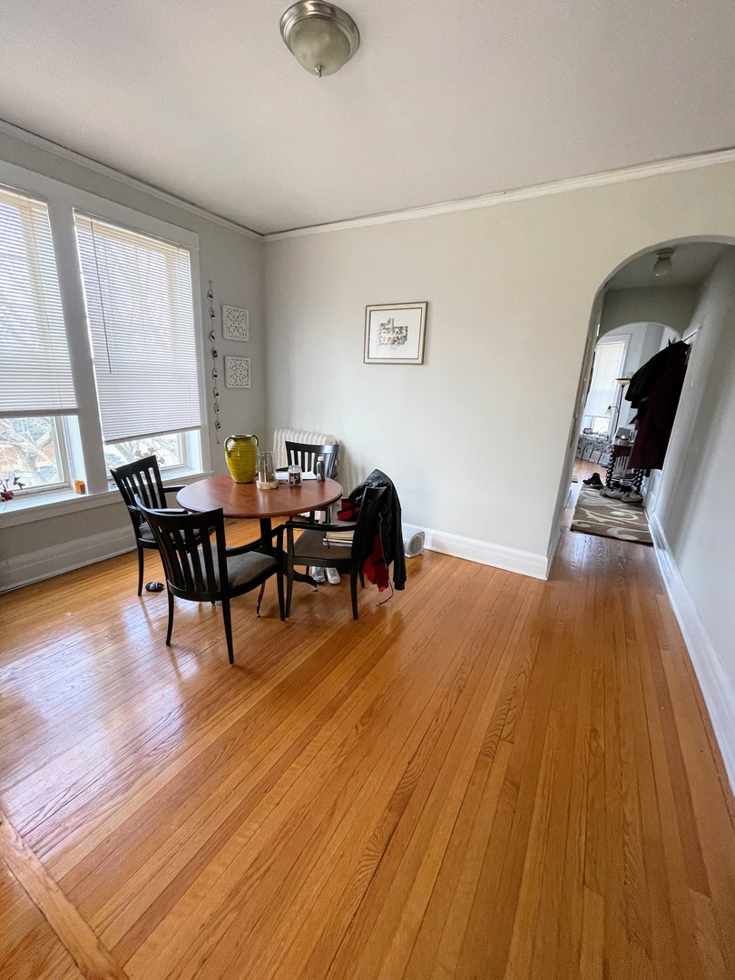 1111 West Grace Street, Unit 3R Chicago, IL 60613 - Photo 2 of 14