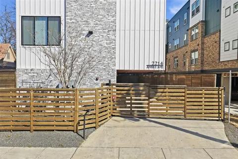 $549,000 | 2214 Annex Avenue, Unit 105, Dallas, TX 75204