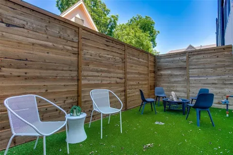 $549,000 | 2214 Annex Avenue, Unit 105, Dallas, TX 75204