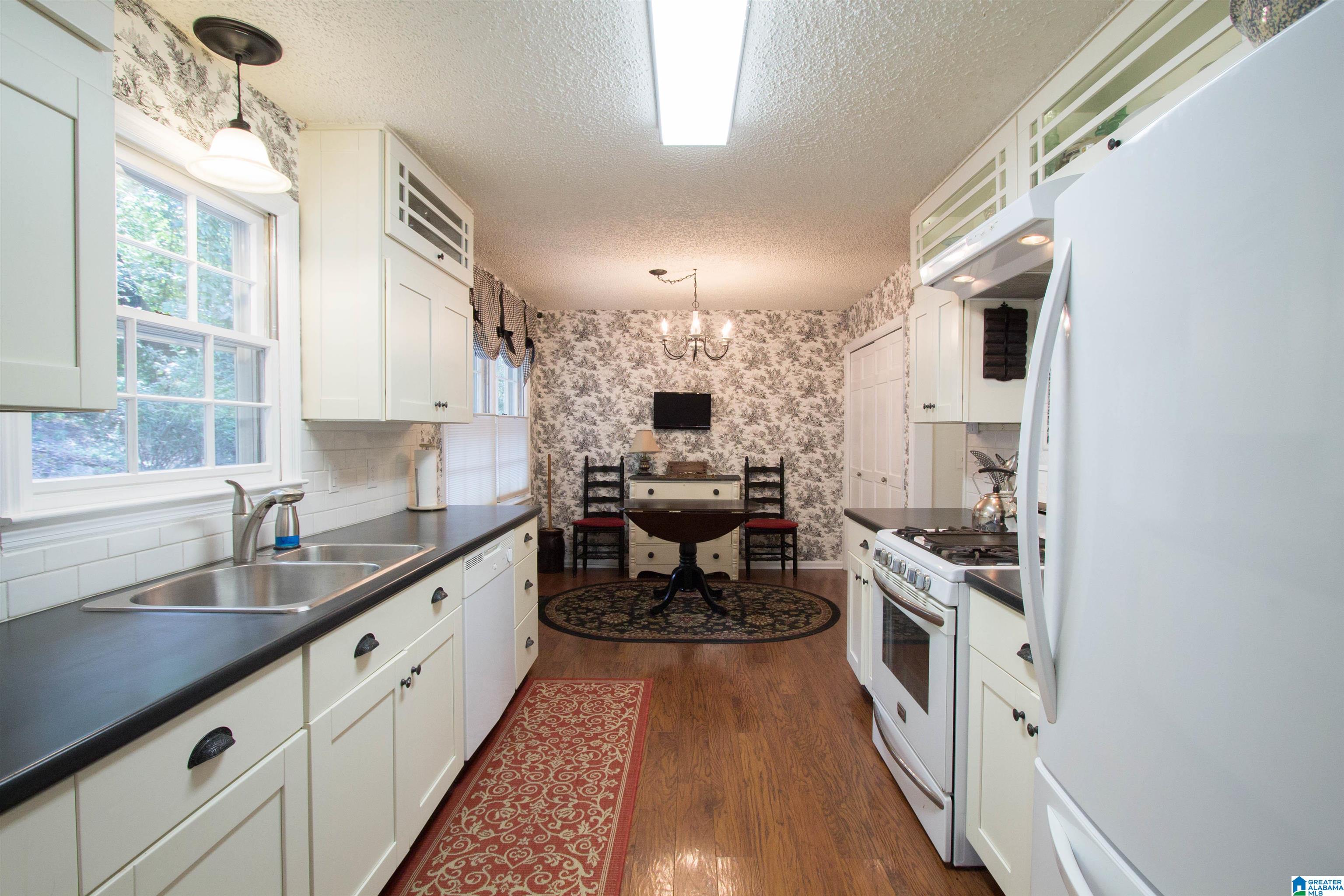 1608 Paddock Lane Helena, AL 35080 - Photo 15 of 50