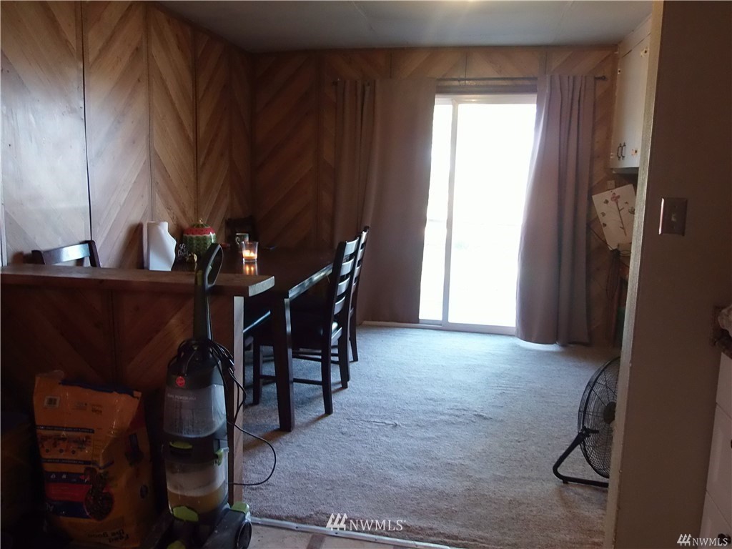 2637 Elgin Road Northeast Moses Lake, WA 98837 - Photo 3 of 5 Gallery Image 3