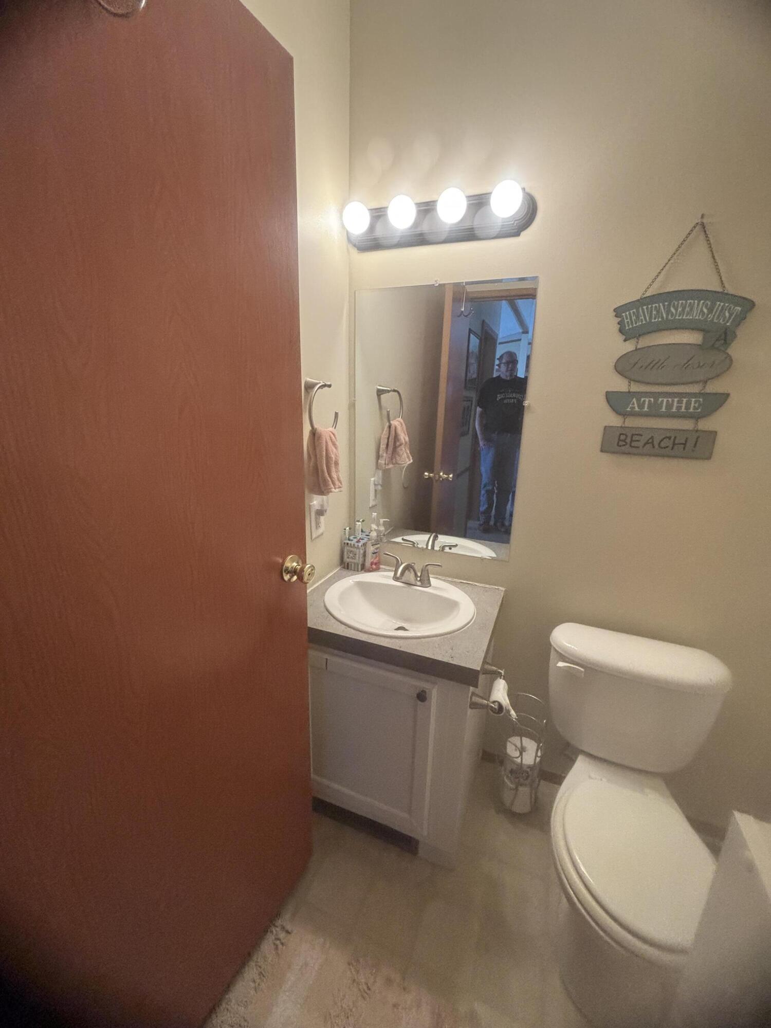 6704 Mill Stream Lane Lansing, MI 48911 - Photo 11 of 22 IMG_0511