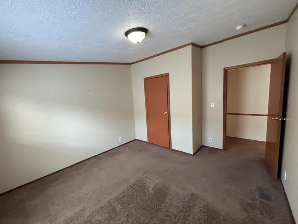 $40,000 | 6704 Mill Stream Lane, Lansing, MI 48911