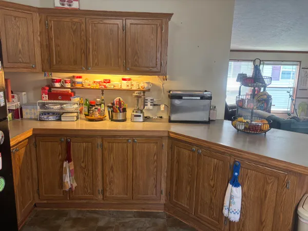 $43,900 | 6704 Mill Stream Lane, Lansing, MI 48911