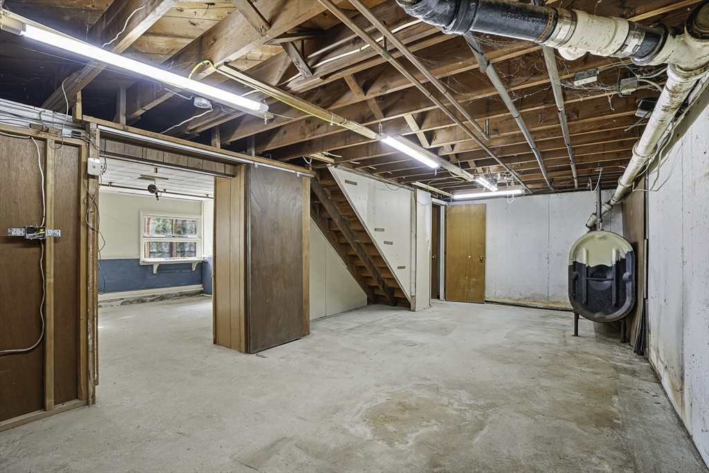 77 Prospect Street Upton, MA 01568 - Photo 33 of 39