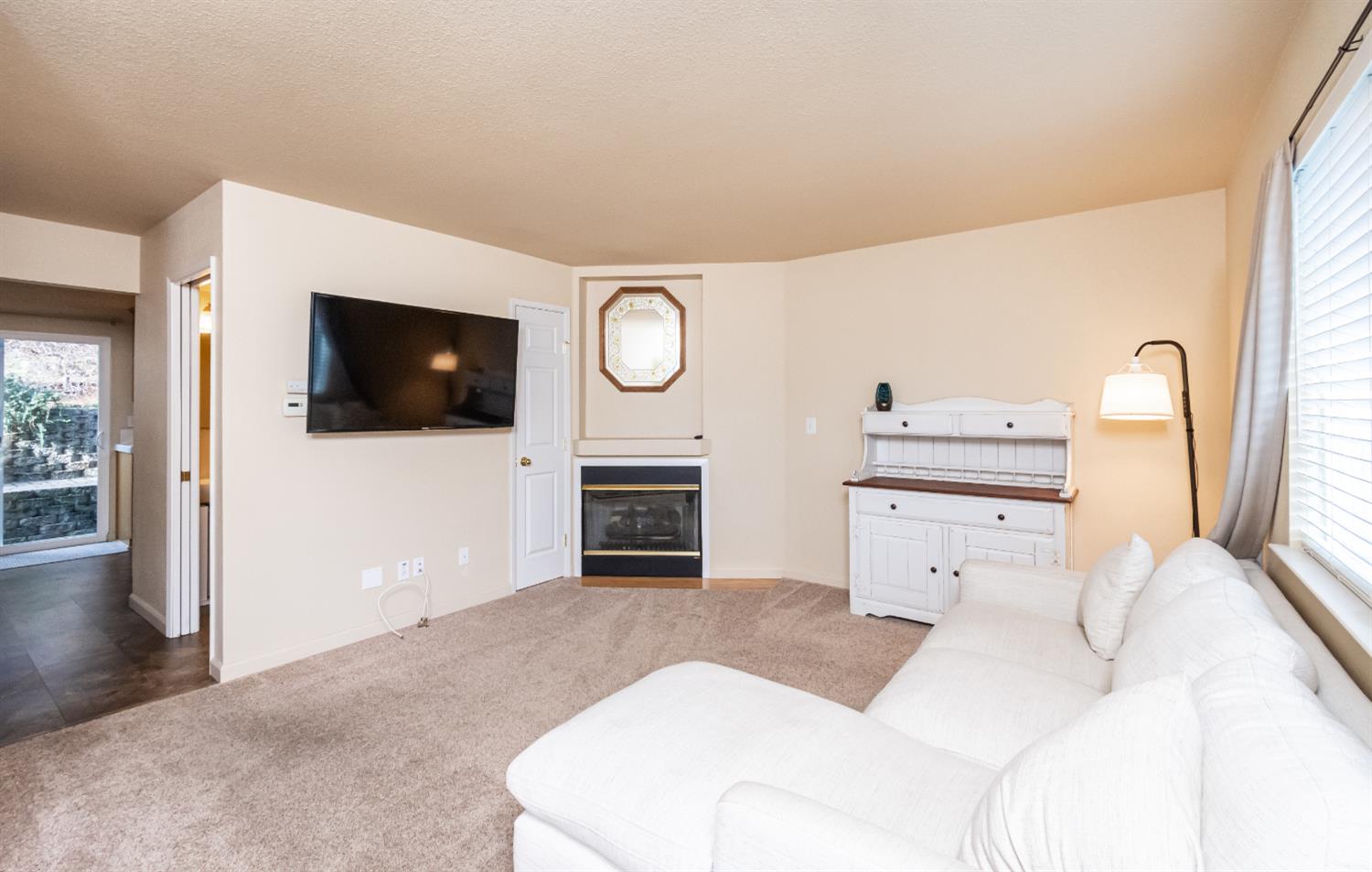 1384 Oak Ridge Drive Colfax, CA 95713 - Photo 5 of 36