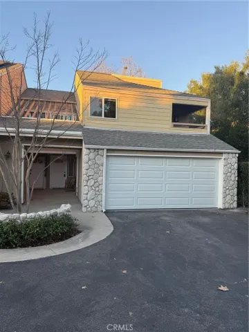 $1,049,000 | 23551 Ave La Caza, Coto de Caza, CA 92679