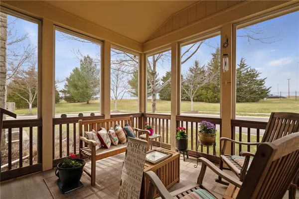$430,000 | 9803 Nieman Place, Overland Park, KS 66214