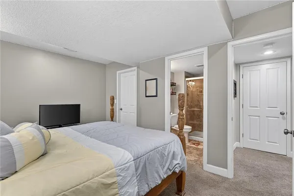$430,000 | 9803 Nieman Place, Overland Park, KS 66214