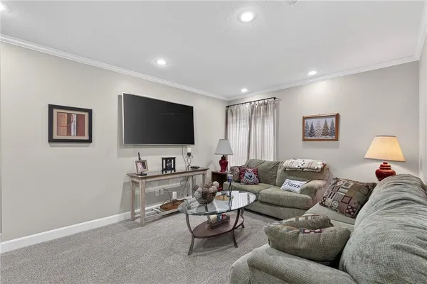 $430,000 | 9803 Nieman Place, Overland Park, KS 66214