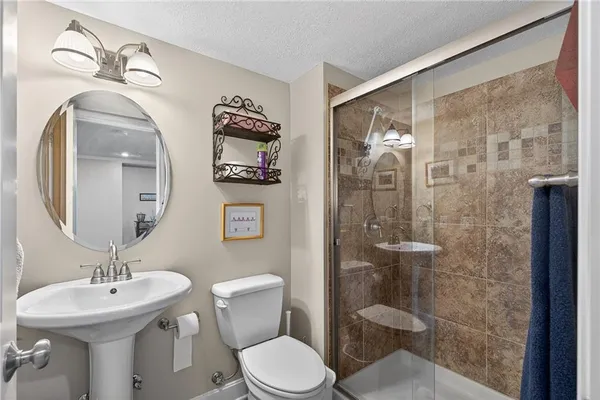 $430,000 | 9803 Nieman Place, Overland Park, KS 66214