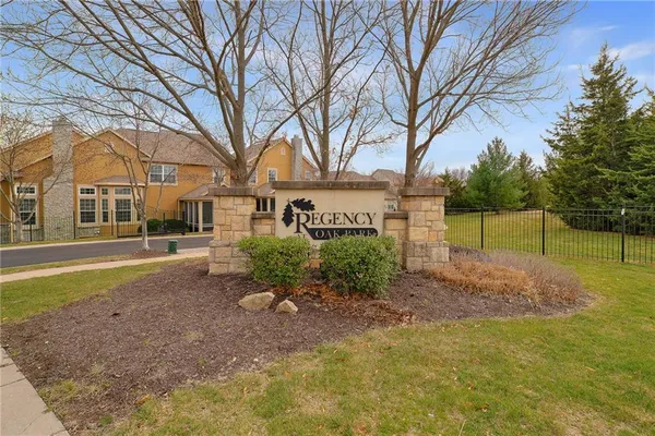 $430,000 | 9803 Nieman Place, Overland Park, KS 66214