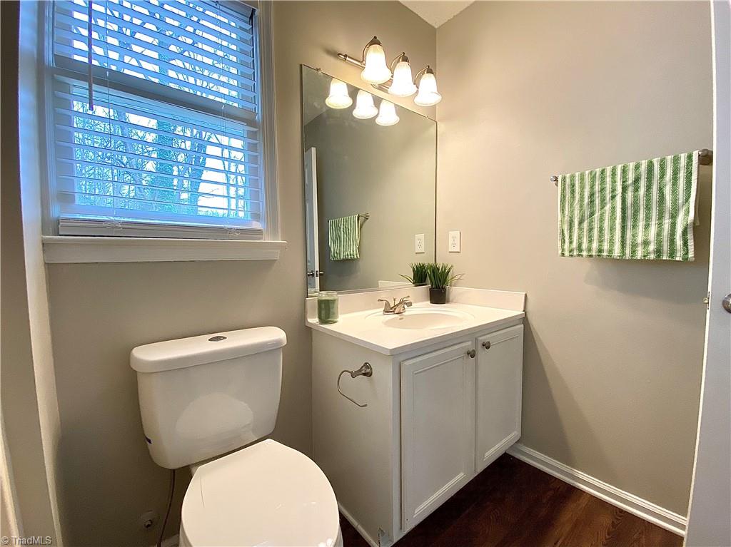 410 Shadybrook Road High Point, NC 27265 - Photo 21 of 43