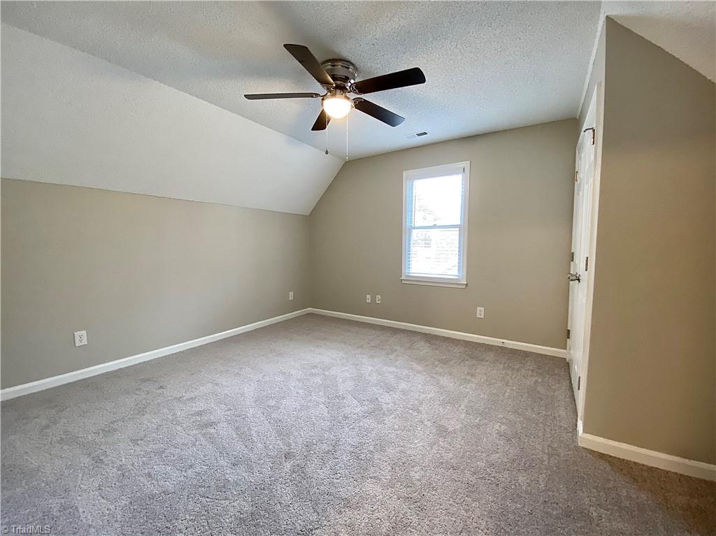 410 Shadybrook Road High Point, NC 27265 - Photo 27 of 43