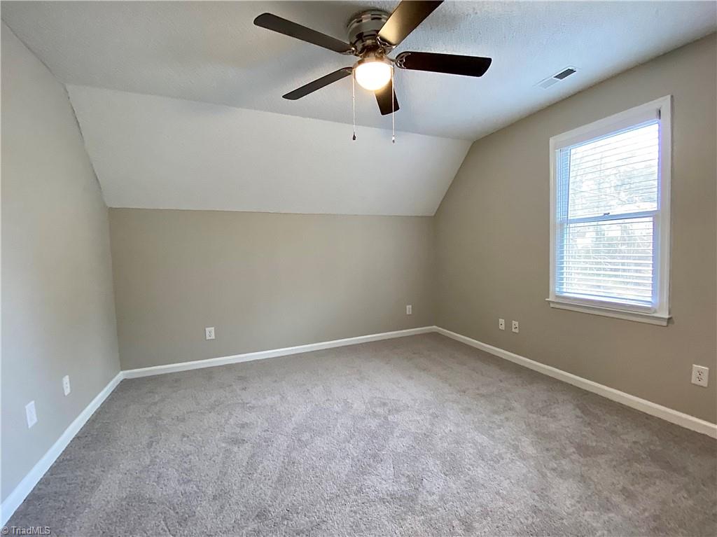 410 Shadybrook Road High Point, NC 27265 - Photo 28 of 43