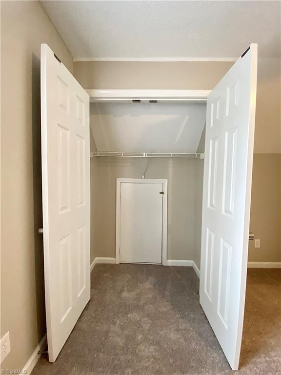 410 Shadybrook Road High Point, NC 27265 - Photo 29 of 43