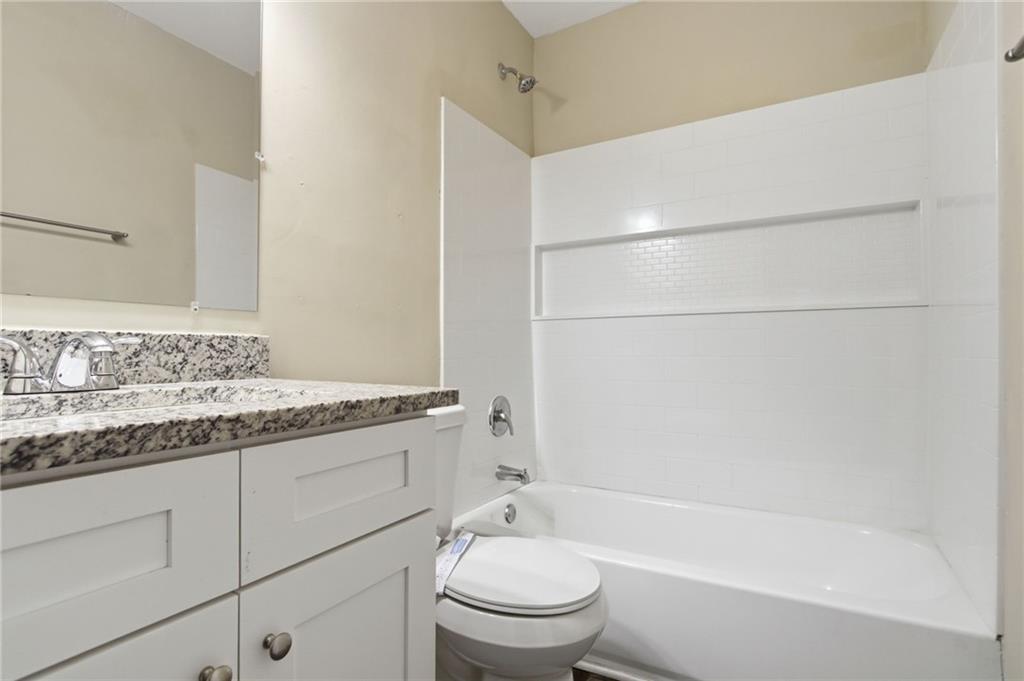 4436 Malibu Drive Decatur, GA 30035 - Photo 23 of 39
