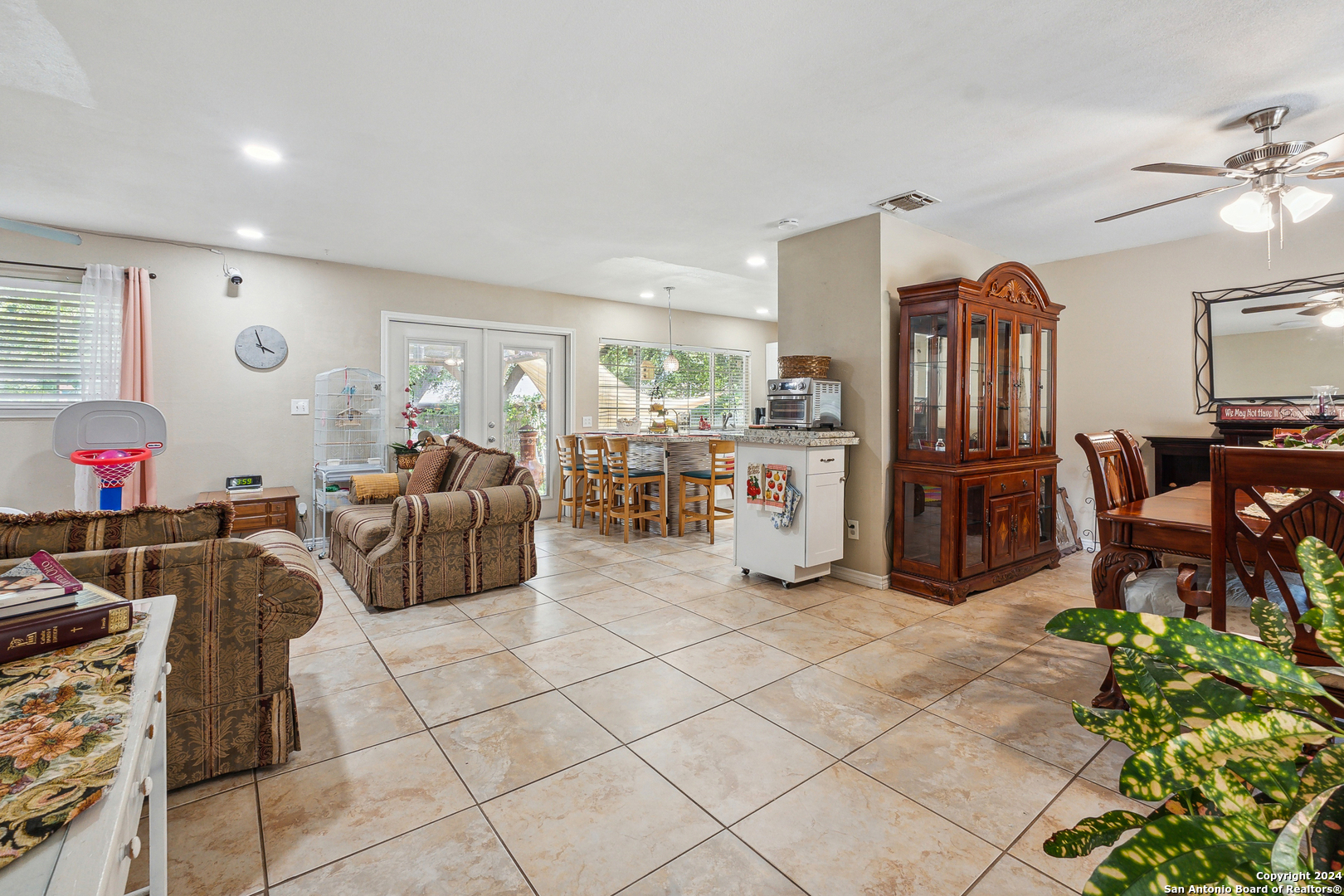 6738 Spring Manor Street San Antonio, TX 78249 - Photo 4 of 28
