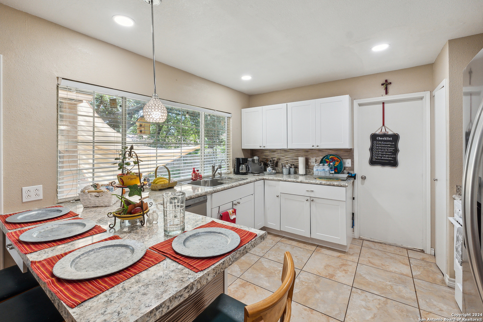 6738 Spring Manor Street San Antonio, TX 78249 - Photo 8 of 28