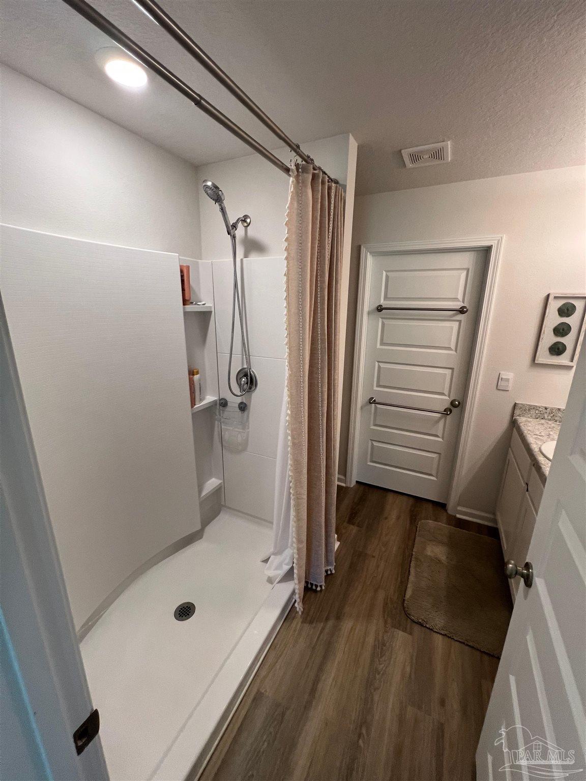 6319 June Bug Drive Milton, FL 32583 - Photo 10 of 20