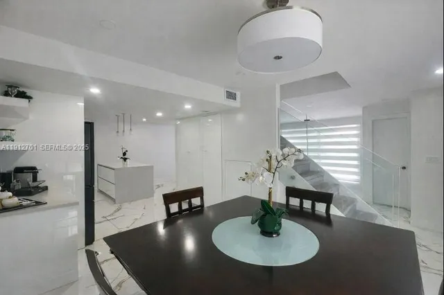 $2,800 | 15465 Southwest 86th Terrace, Unit 102, Miami, FL 33193