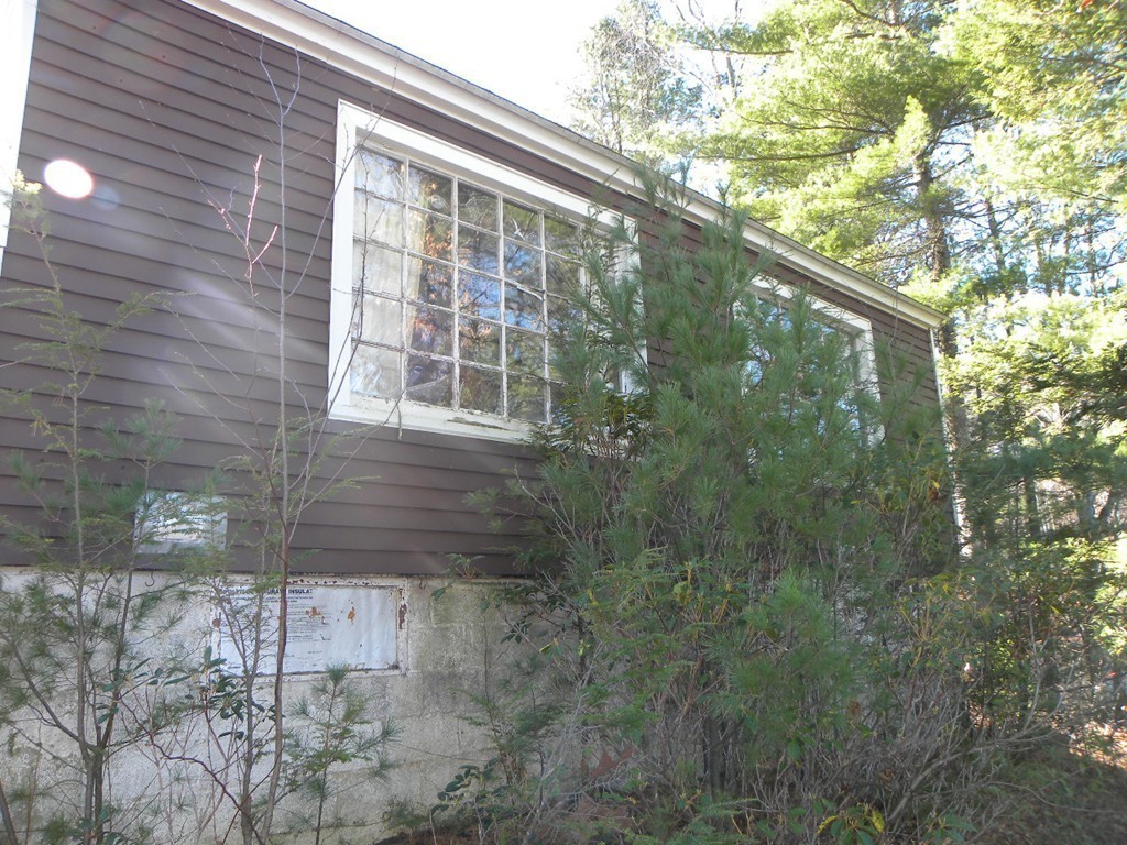 43 Roy Road Charlton, MA 01507 - Photo 24 of 29 Gallery Image 24