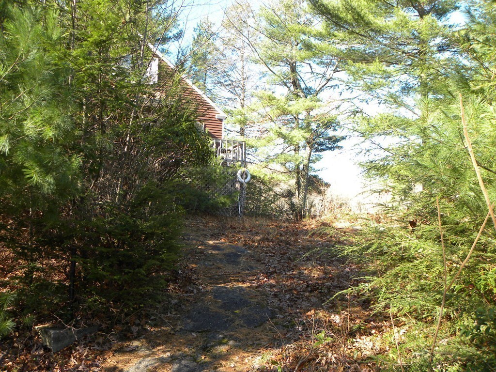 43 Roy Road Charlton, MA 01507 - Photo 25 of 29 Gallery Image 25