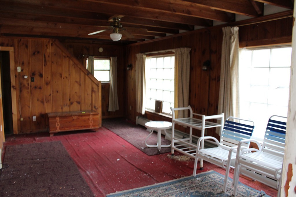 43 Roy Road Charlton, MA 01507 - Photo 4 of 29 Gallery Image 4