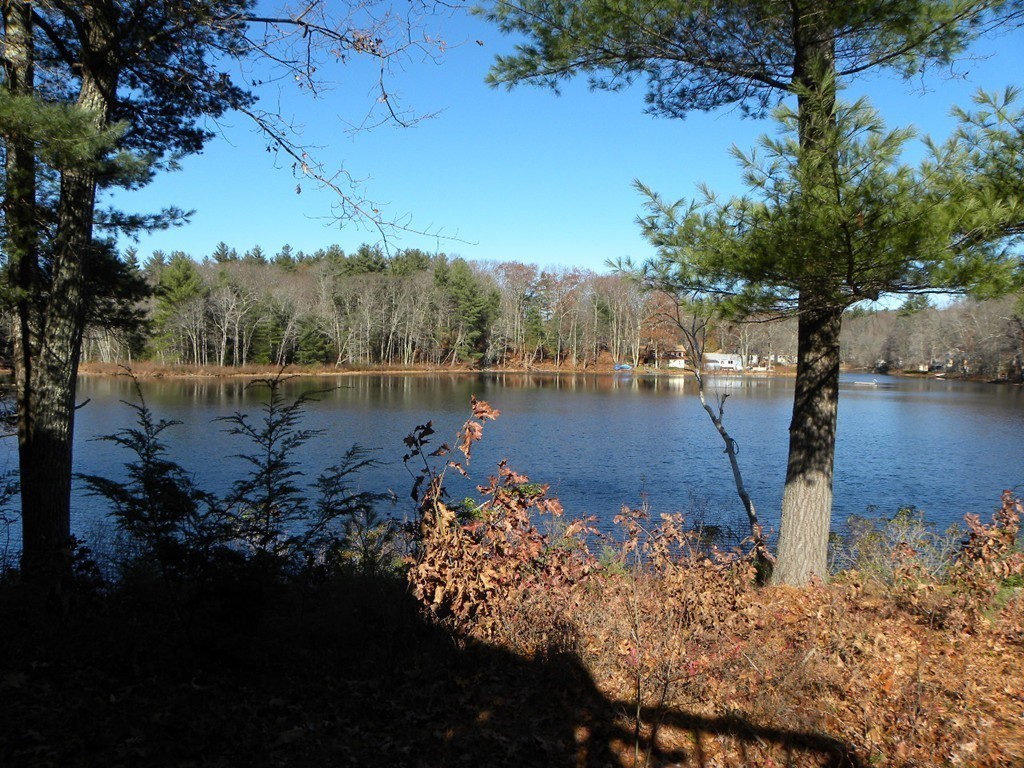 43 Roy Road Charlton, MA 01507 - Photo 10 of 29 Gallery Image 10